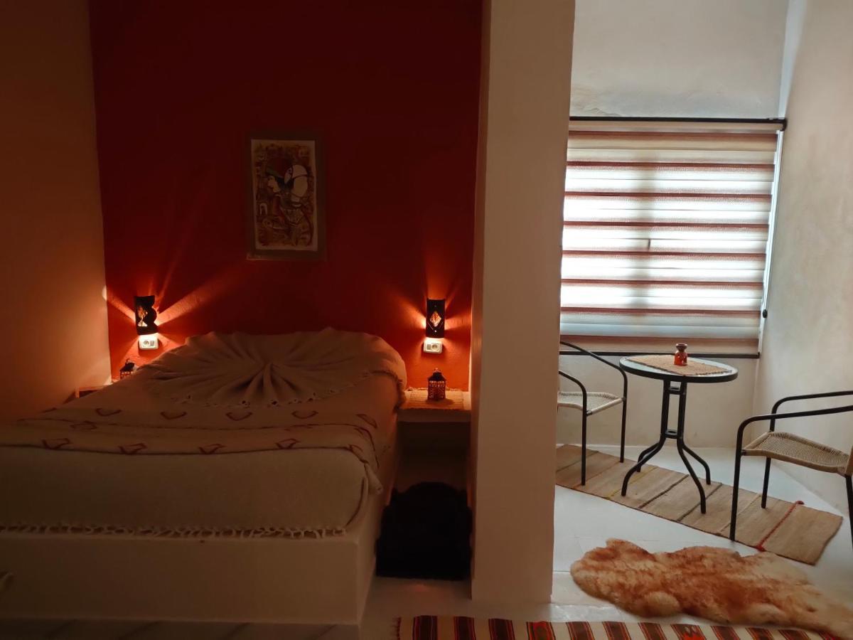 Dar Ayed Tamezret Hotel Tamazrat Bagian luar foto