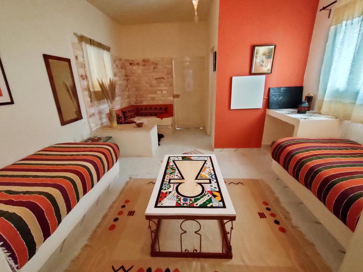Dar Ayed Tamezret Hotel Tamazrat Bagian luar foto