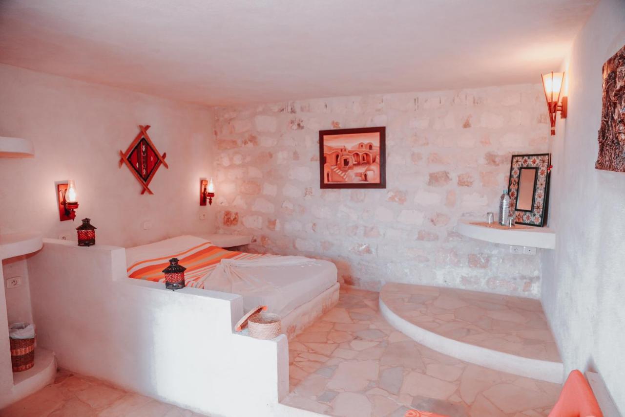 Dar Ayed Tamezret Hotel Tamazrat Bagian luar foto