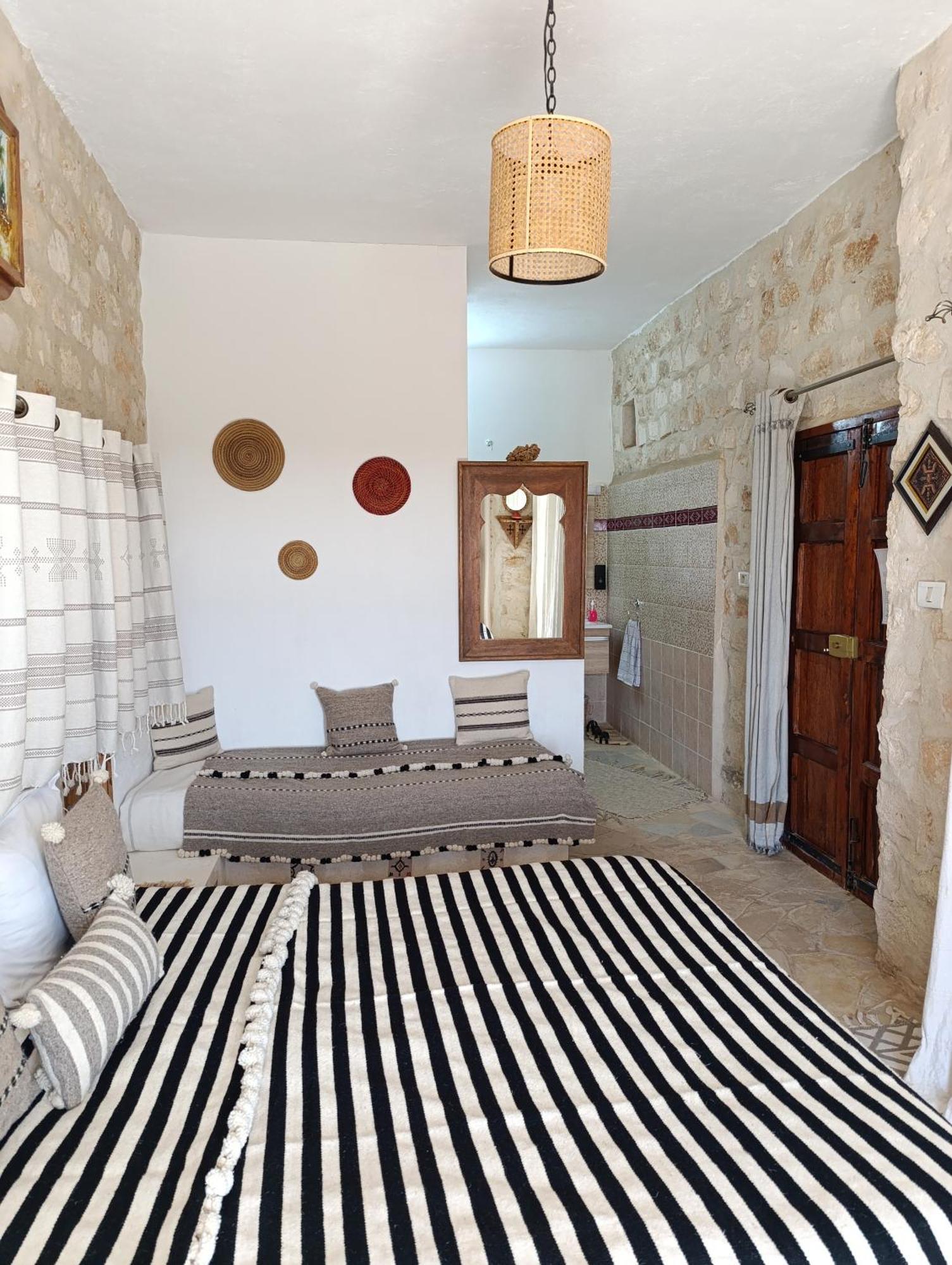 Dar Ayed Tamezret Hotel Tamazrat Bagian luar foto